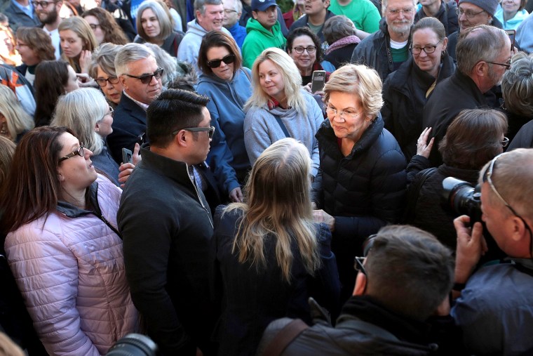 Image: Sen. Elizabeth Warren (D-MA) visits Iowa shortly after announcing a presidential exploratory committee