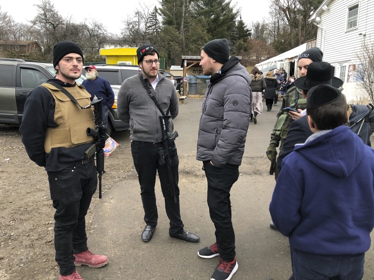 Image: Armed members of Jewish community