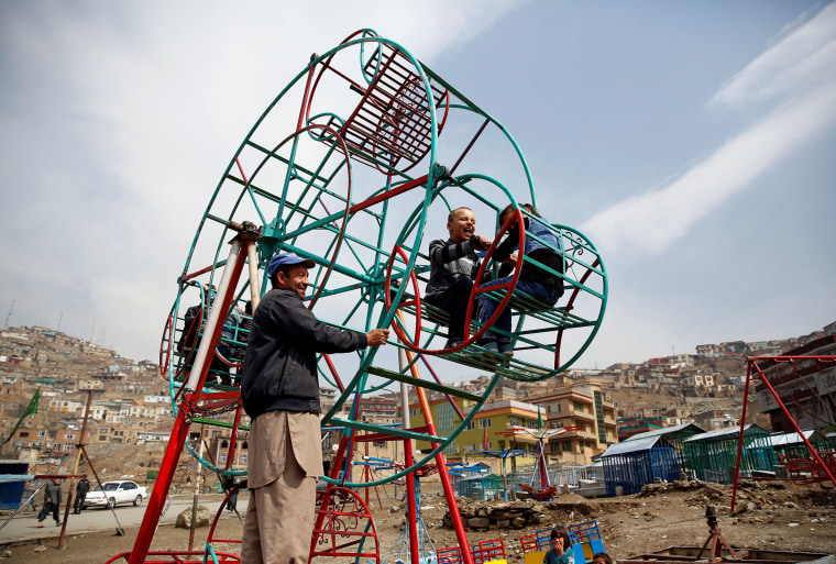 Image: Ferris wheel in Kabul
