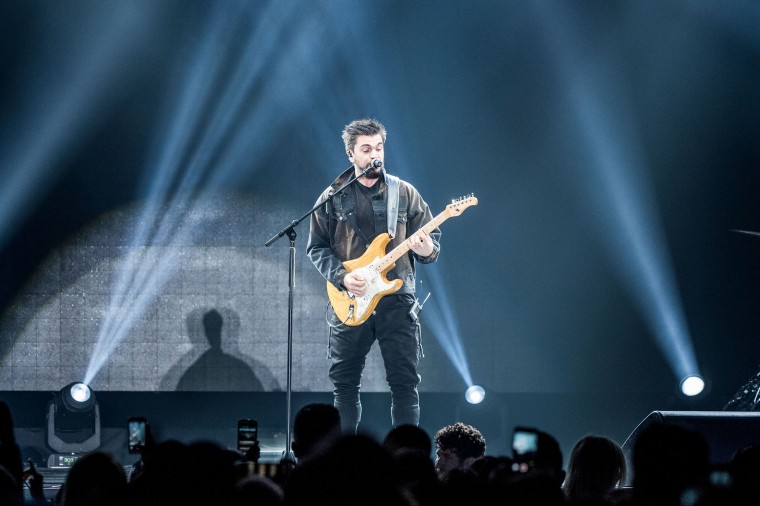 Juanes Performs At The Forum