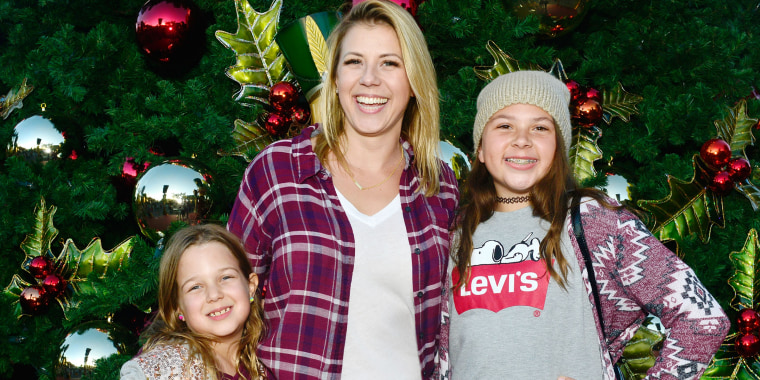 Jodie Sweetin with daughters Zoie and Beatrix
