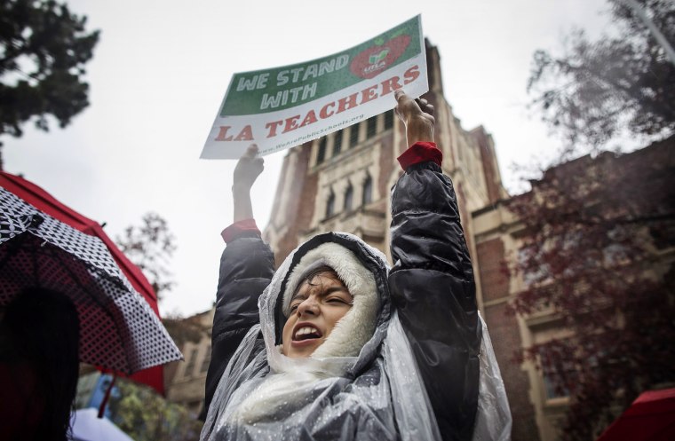 Image: Los Angeles teachers on strike