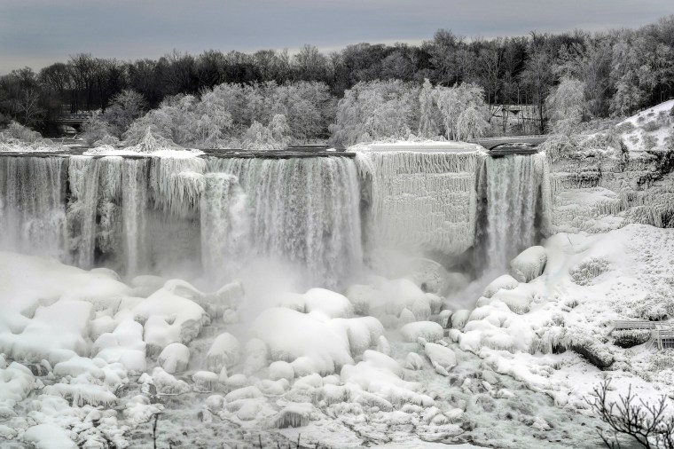 It's so cold Niagara Falls is frozen