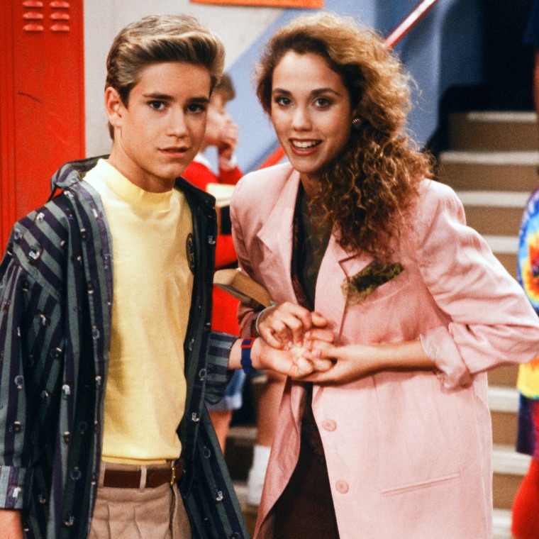 Mark-Paul Gosselaar and Elizabeth Berkley on "Saved by the Bell"