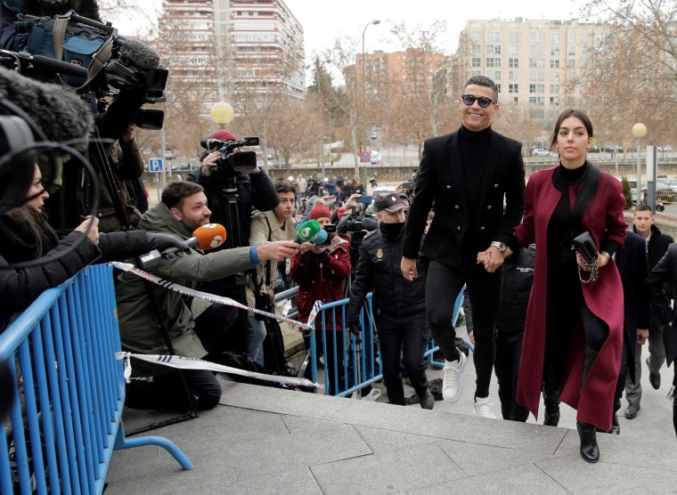 Image: Cristiano Ronaldo and Georgina Rodriguez