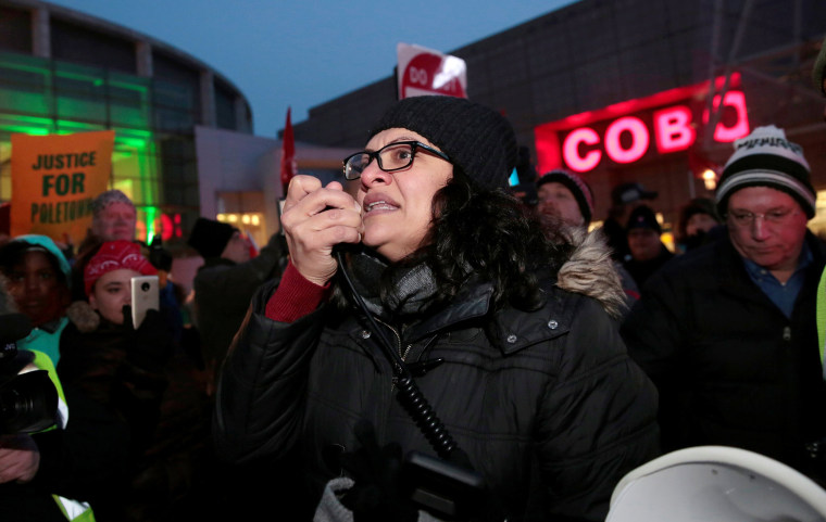 Image: Democratic Congresswoman Tlaib addresses a rally to protest General Motors planned assembly plant closings in Detroit