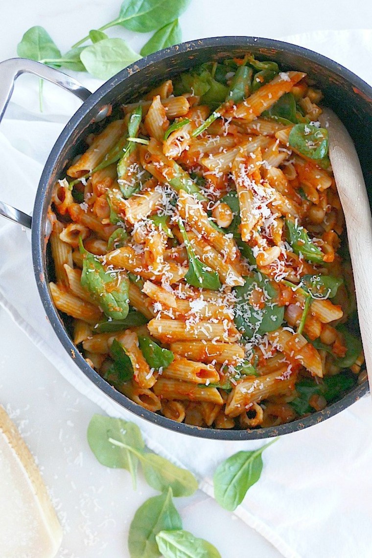 One Pot Pumpkin Tomato Pasta with White Beans