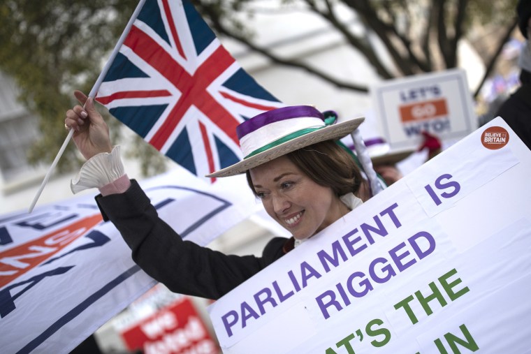 Image: Brexit supporters gather near Parliament in London