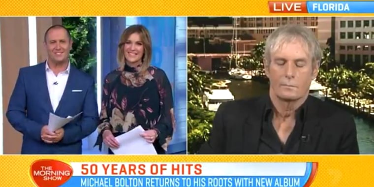 Michael Bolton appears to fall asleep during interview