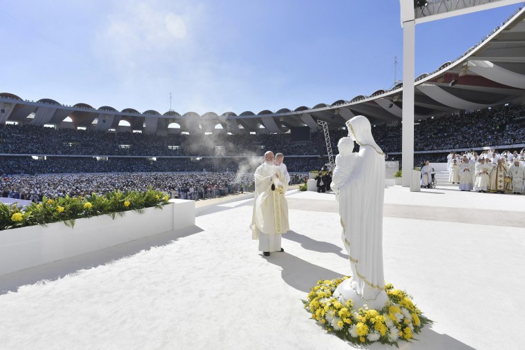 Image: Pope Francis in Abu Dhabi