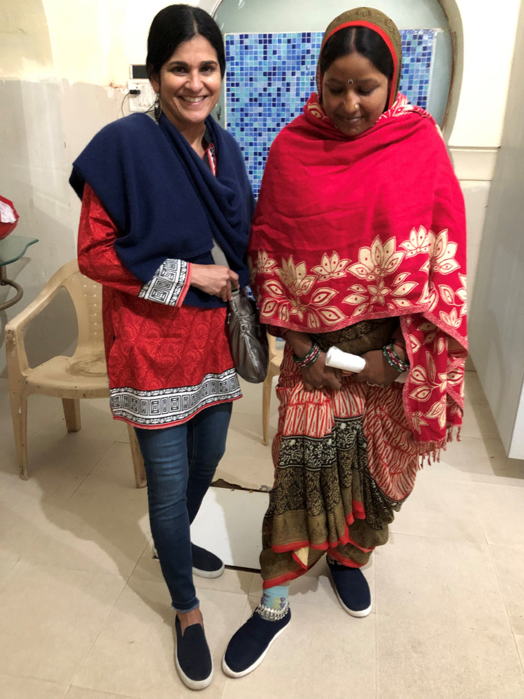 This woman, who worked at the Amer Fort, bonded with me over our matching shoes. 