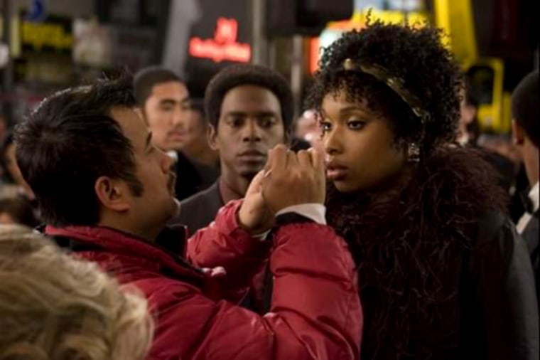 Image: Tym Buacharern applies makeup to Jennifer Hudson