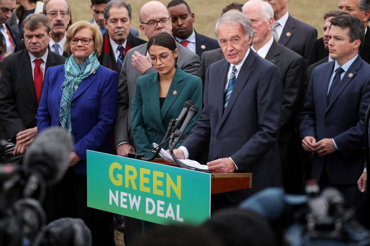 Image: FILE PHOTO: U.S. Representative Ocasio-Cortez and Senator Markey hold a news conference for their proposed "Green New Deal" at the U.S. Capitol in Washington