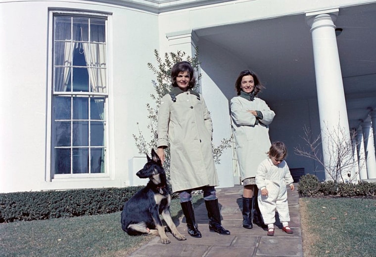 First Lady Jacqueline Kennedy stands with her sister, Princess Lee Radziwill of Poland, and niece, Anna Christina Radziwill