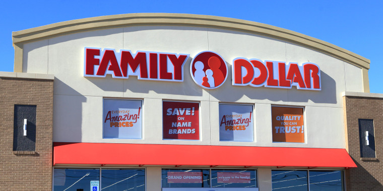 Viral photo shows woman closed Family Dollar store to pump breast milk