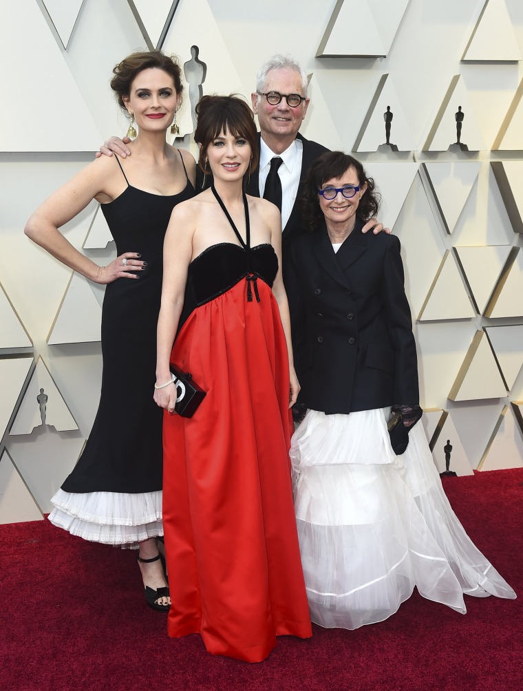 Emily Deschanel, Zooey Deschanel, Caleb Deschanel, Mary Jo Deschanel at Oscars