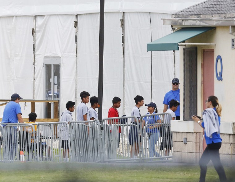 Image: Migrant children