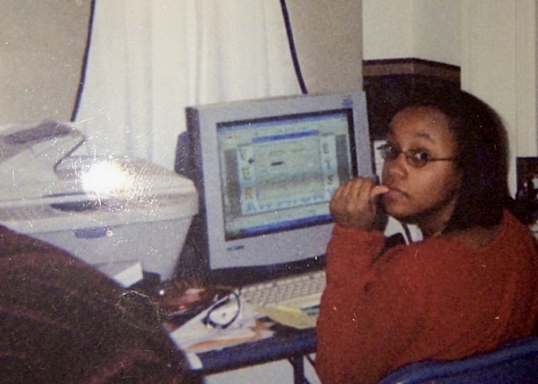 Image: Khalia Braswell uses a computer.