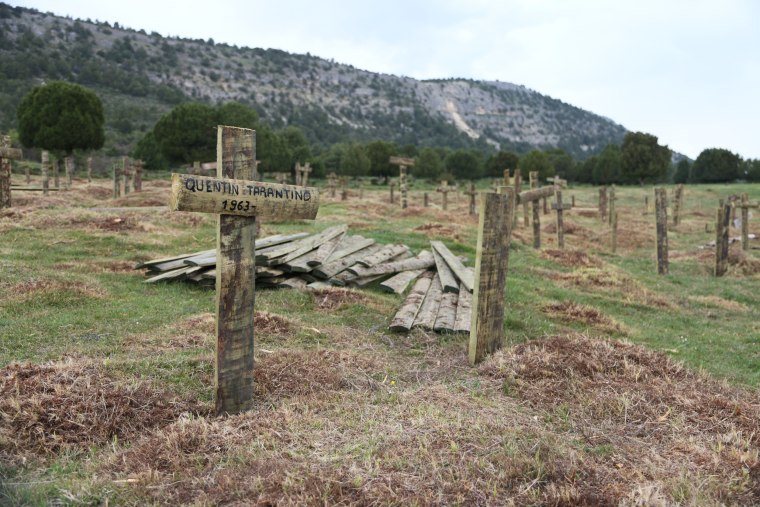 The tomb of Quentin Tarantino in Sad Hill.