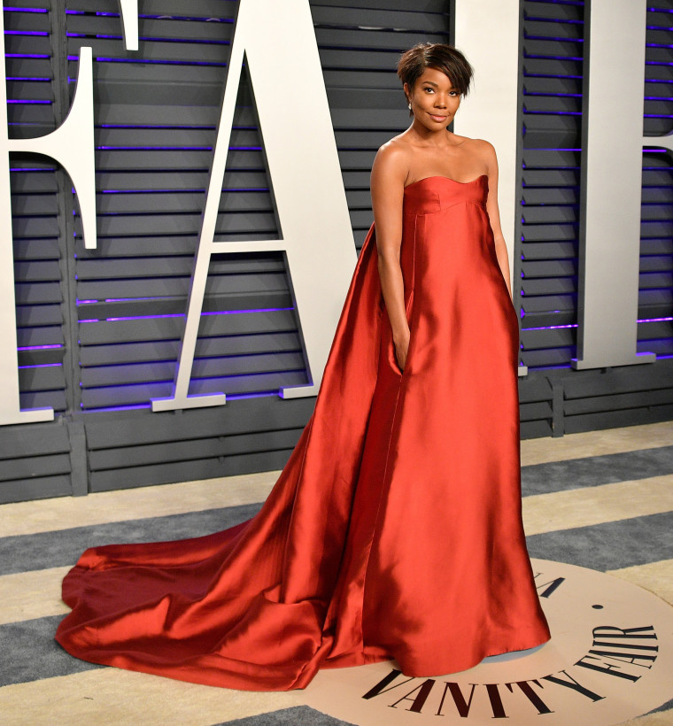 halle bailey oscar afterparty dress- absolutely beautiful. i've been  looking for the perfect prom dress for months and i'm 1000% sure this is  it. she's wearing custom maison yeya and i'm having
