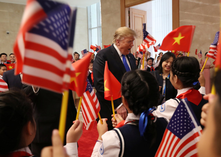 Image: U.S. President Trump meets with Vietnamese Prime Minister Nguyen Xuan Phuc in Hanoi