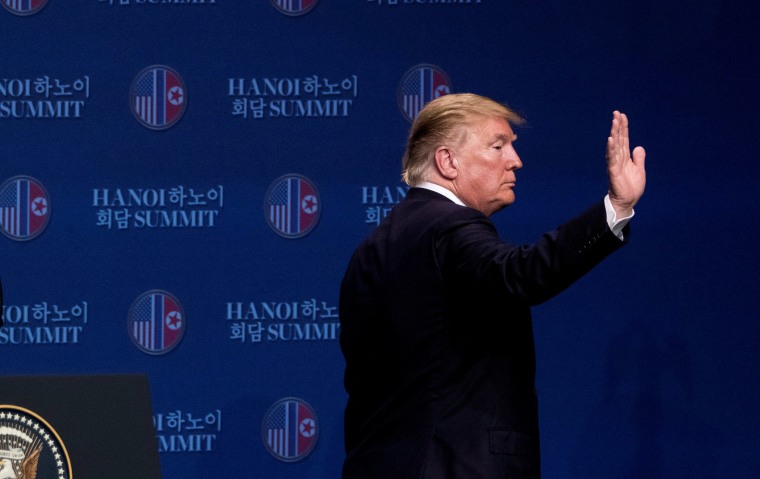 Image: U.S. President Donald Trump waves as he leaves a news conference at the JW Marriott Hanoi, following talks with North Korean leader Kim Jong Un in Hanoi