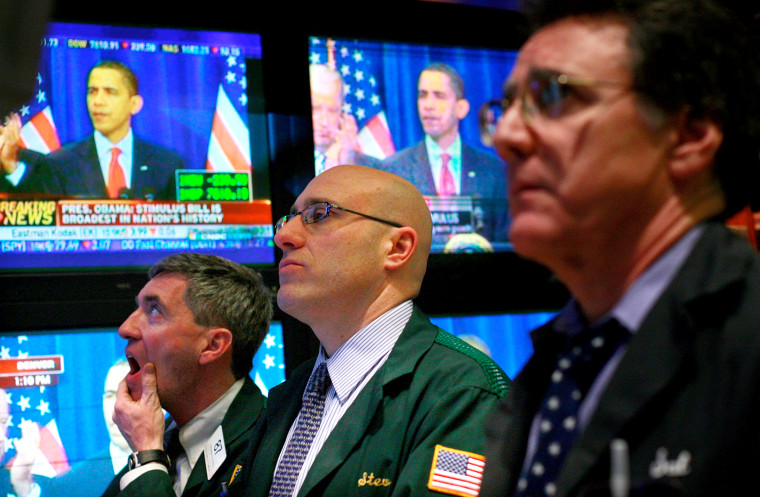 Image: Obama Signs Stilumus Package, As Stocks Near Novemember Low