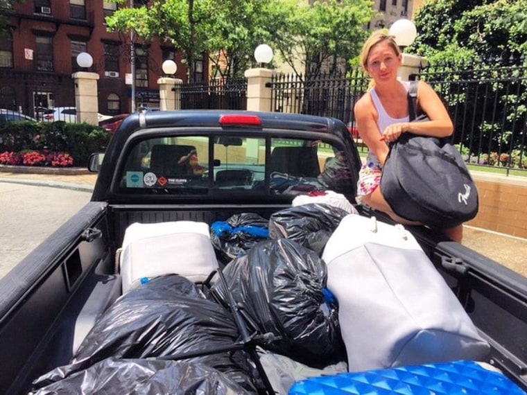 Glantz hauling what was left of her belongings to storage in New Jersey in August 2017.