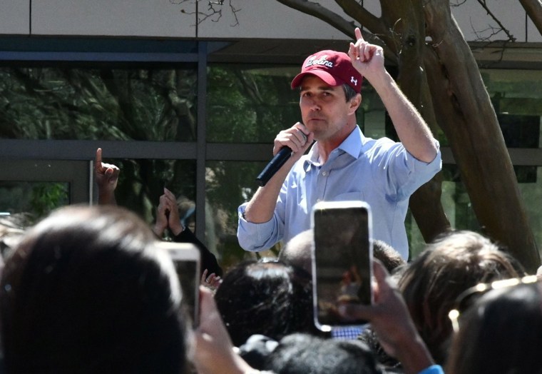 Image: Democrat Beto O'Rourke address a crowd of several hundred at the University of South Carolina in Columbia