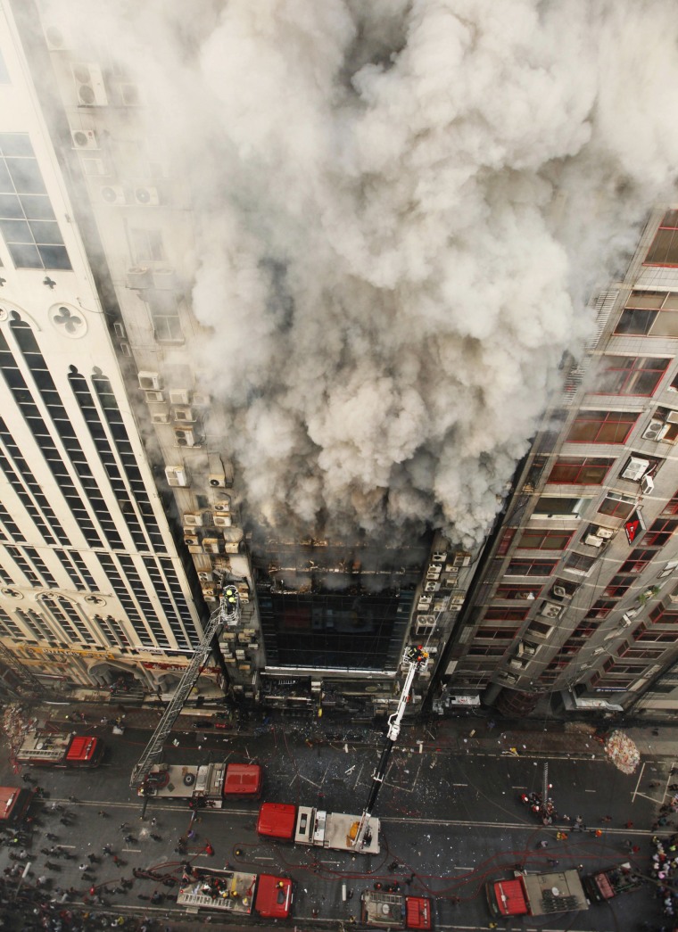 Image: Bangladesh building fire