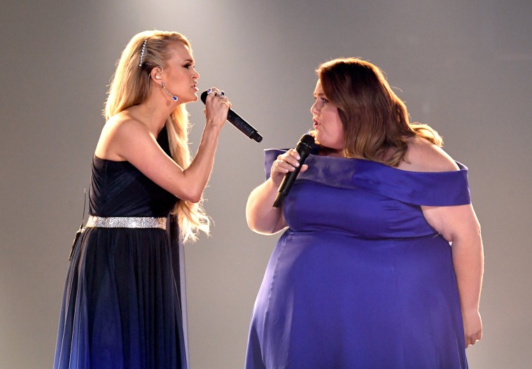 Chrissy Metz makes live singing debut with Carrie Underwood at ACM Awards