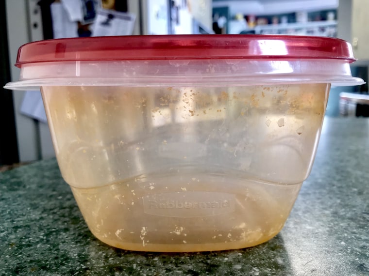 Plastic Rubbermaid storage container stained after heating up soup