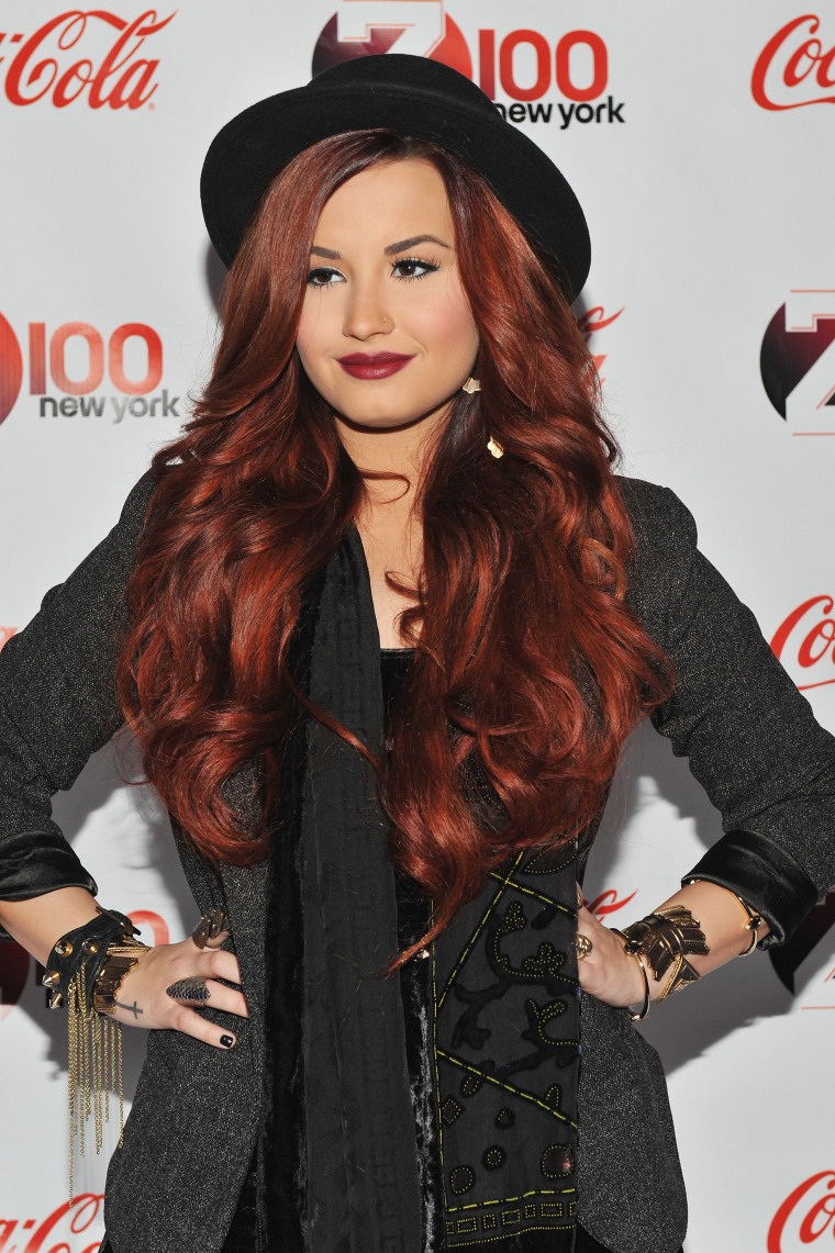 Demi Lovato, Demi Lovato red hair, Z100 Jingle Ball 2011