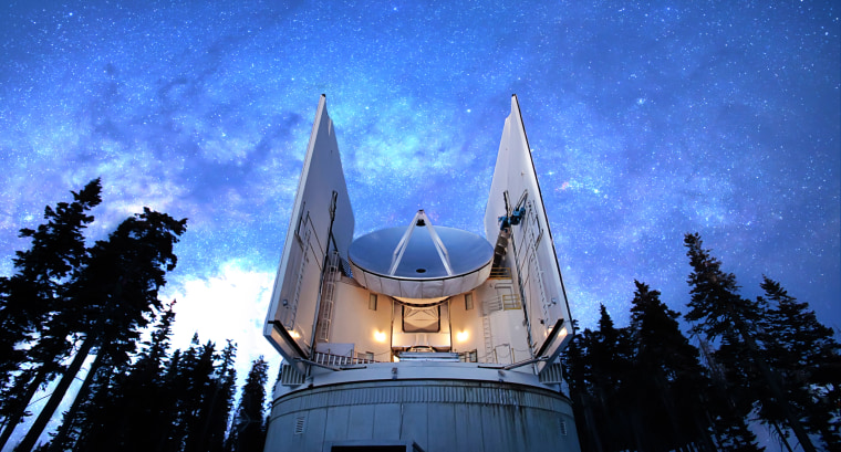 Image: Submillimeter Telescope