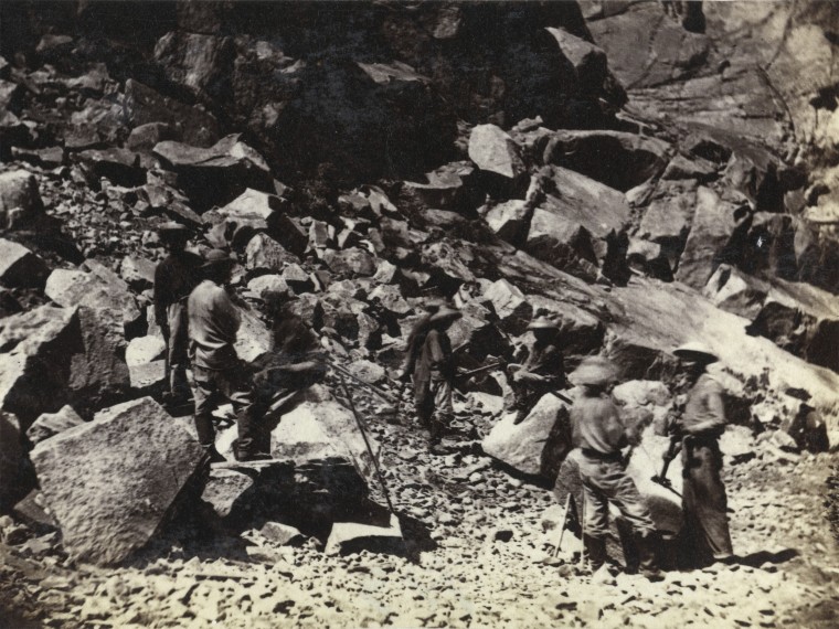 Image: Chinese workers near an opening of the Summit Tunnel of the Central Pacific Road