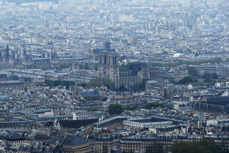 Image: Paris Assesses Damage Following Notre Dame Blaze