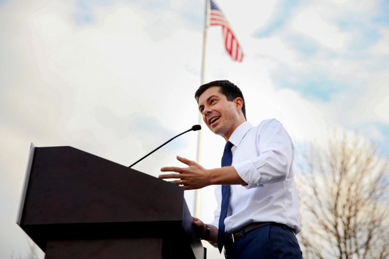 Image: Pete Buttigieg speaks at a campaign event in Des Moines, Iowa, on April 16, 2019.