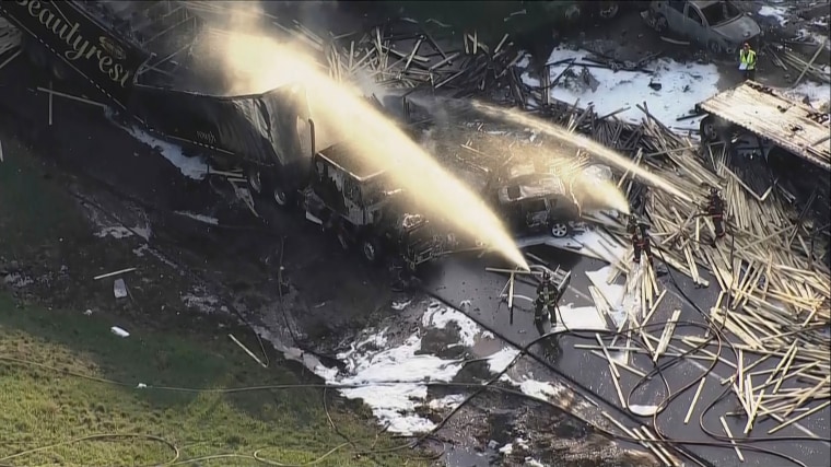 Image: 'Multiple fatalities' in fiery crash involving semis, cars in Denver area