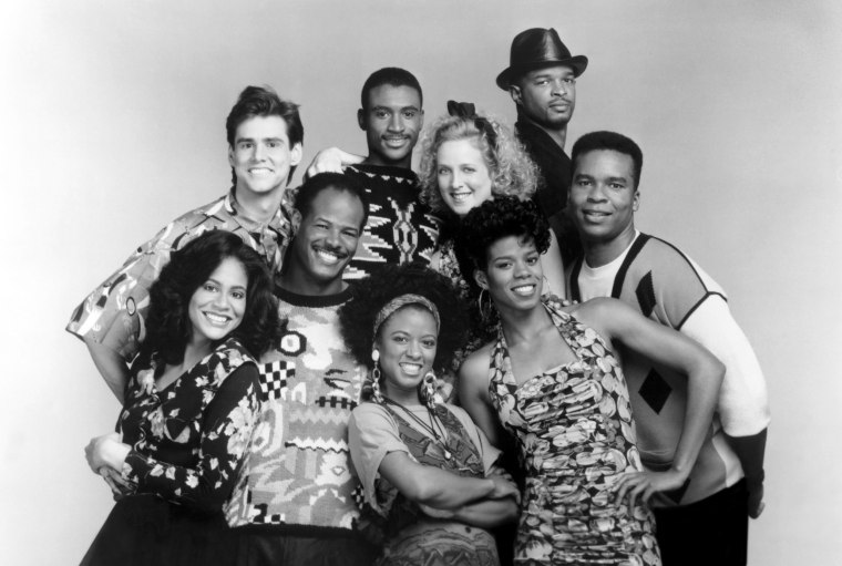 IN LIVING COLOR, (back, l to r): Jim Carrey, Tommy Davidson, Kelly Coffield, Damon Wayans, David Ala