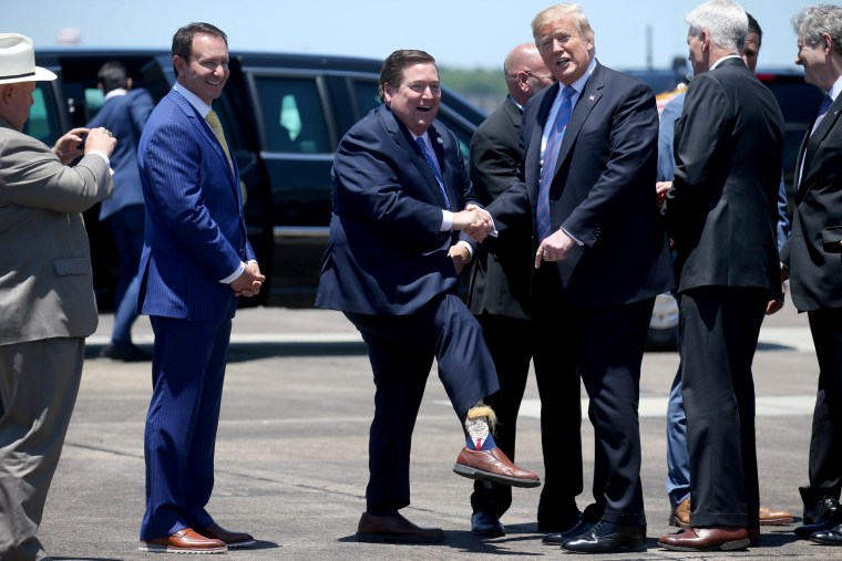 Image: U.S. President Trump arrives in Lake Charles, Louisiana