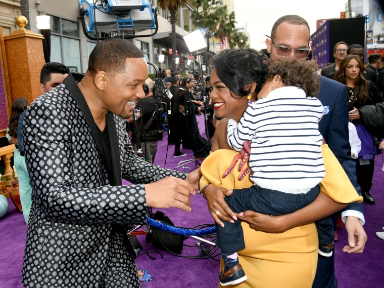 Will Smith reunited with 'Fresh Prince' cast members at 'Aladdin' premiere