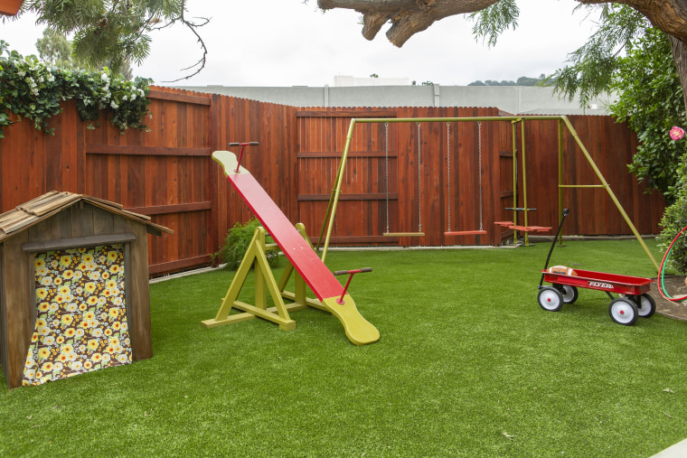The backyard is restored to its former glory, as seen on "A Very Brady Renovation."