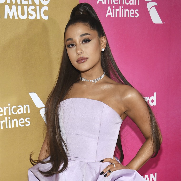 Ariana Grande reveals tomato allergy scare My throat pretty much