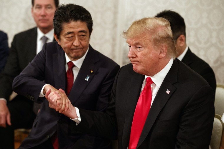 Image: Shinzo Abe and Donald Trump