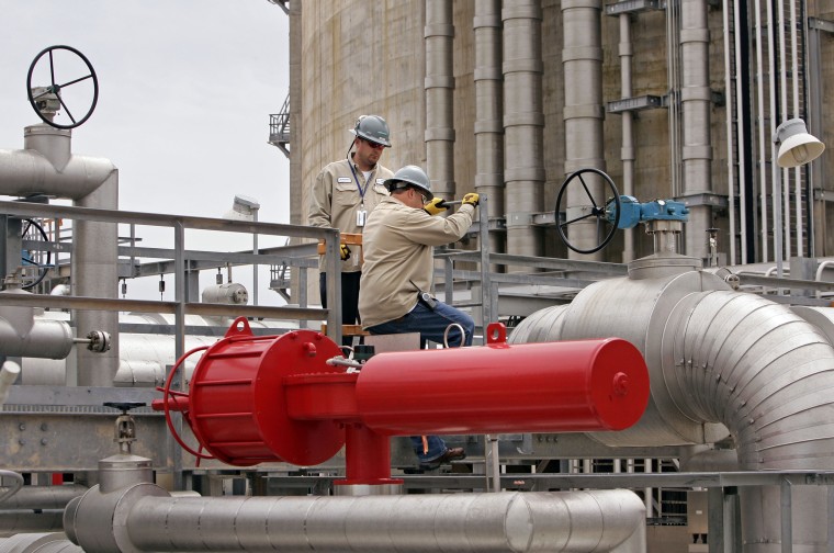 Image: A Freeport LNG facility in Quintana, Texas