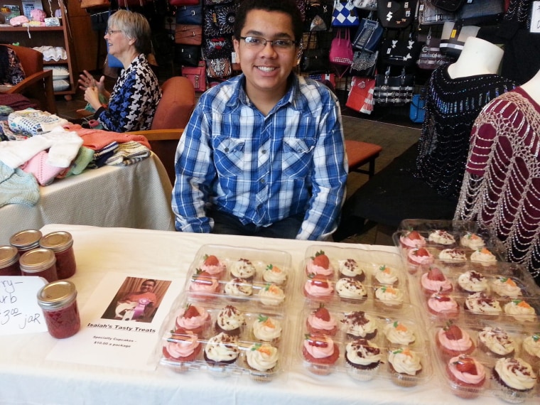 Isaiah Tuckett and his magical cupcakes!