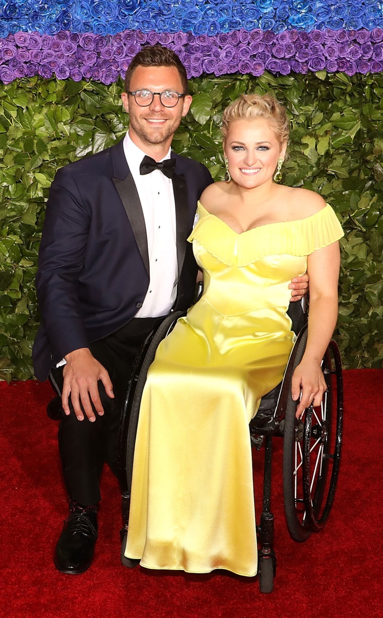 Ali Stroker Tony Awards, Ali Stroker Tonys, Ali Stroker Tony winner, wheelchair Tony Awards, Oklahoma Tony Awards