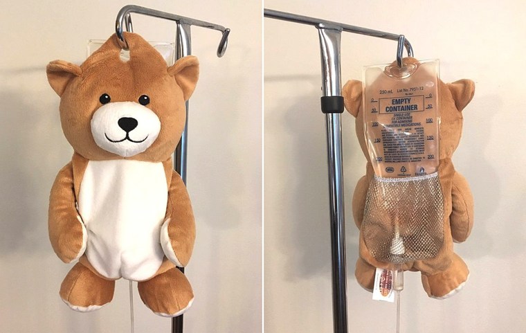 "Medi Teddy" covers the IV bag to create a less intimidating atmosphere for children in hospitals. The back has a see-through pouch to hold the IV bag and for medical professionals to be able to check the bag.