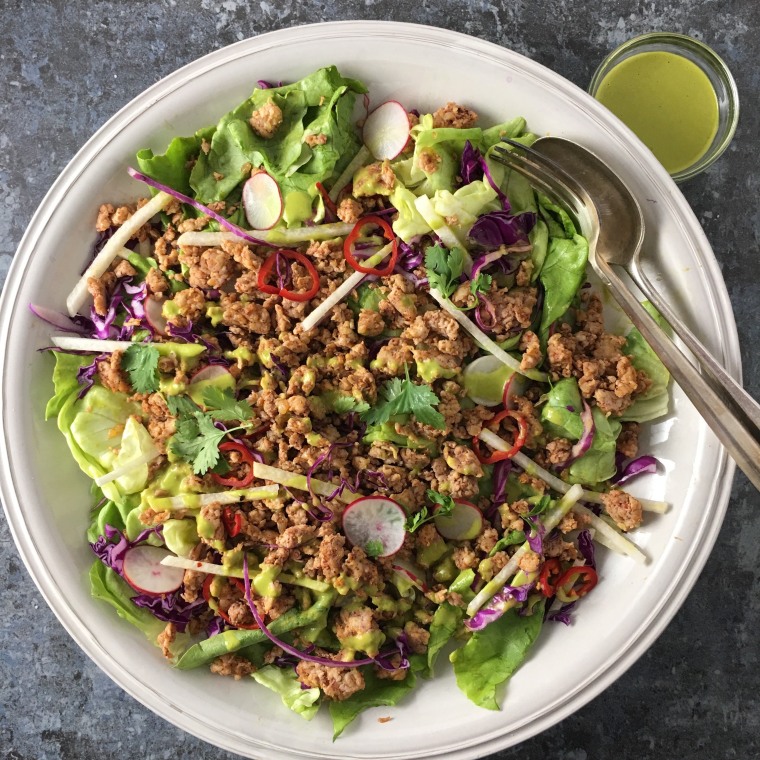 CRUNCHY CHICKEN TACO SALAD