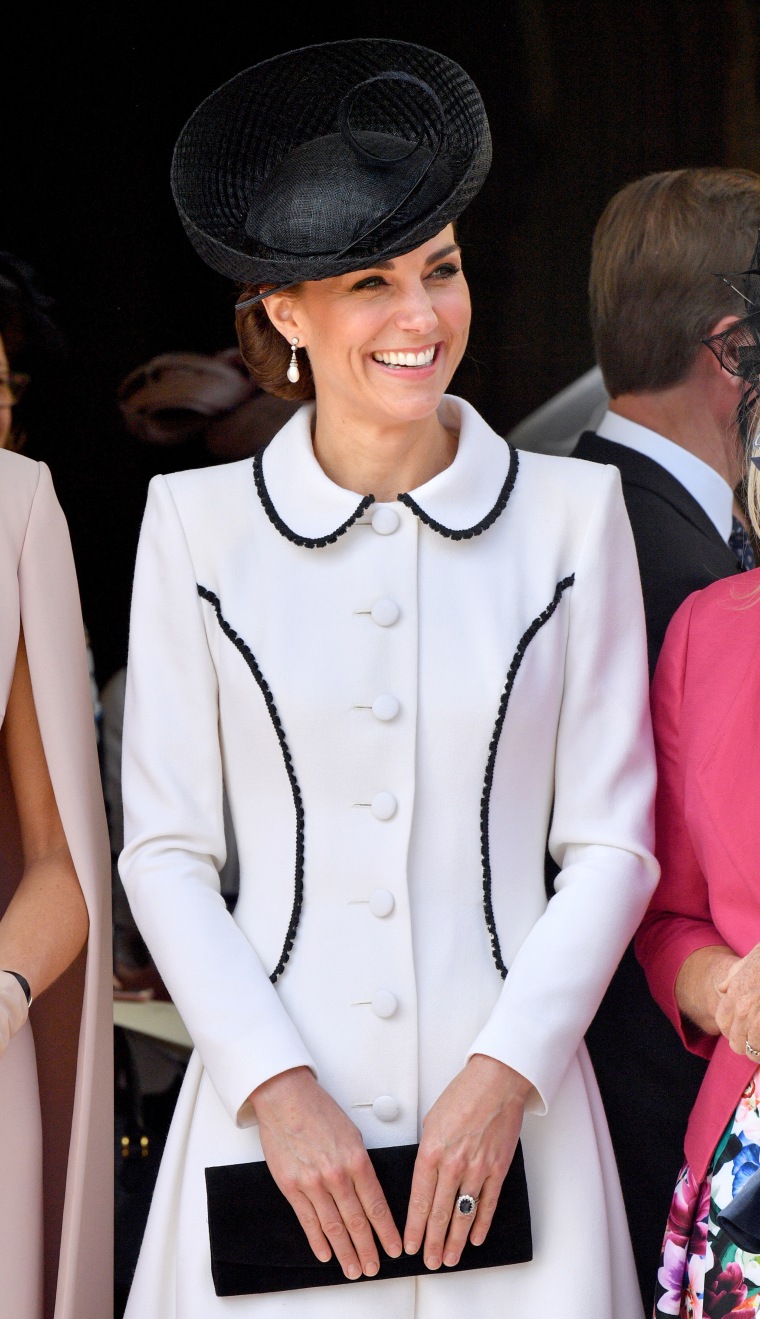 Kate middleton black shop and white dress